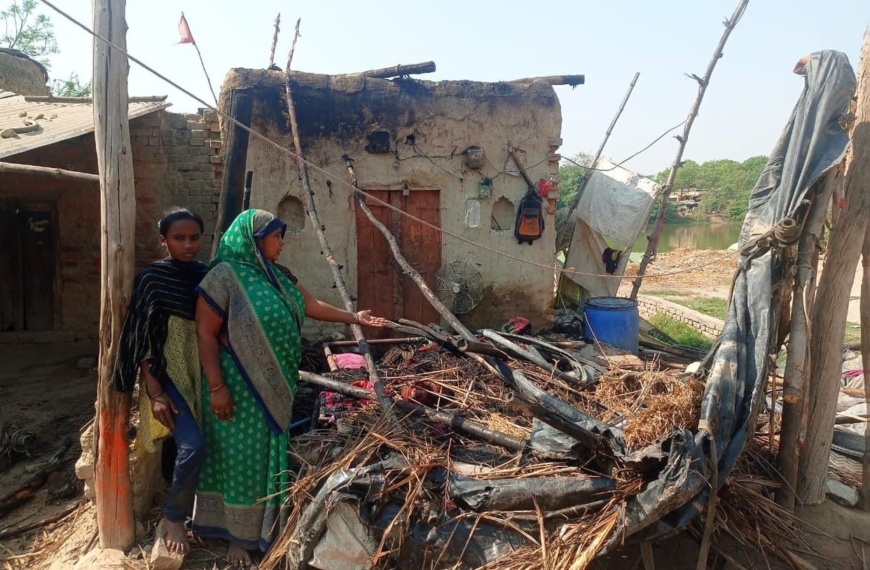 While planting Katiya, a spark came out and a fire broke out, four bighas of crop got burnt