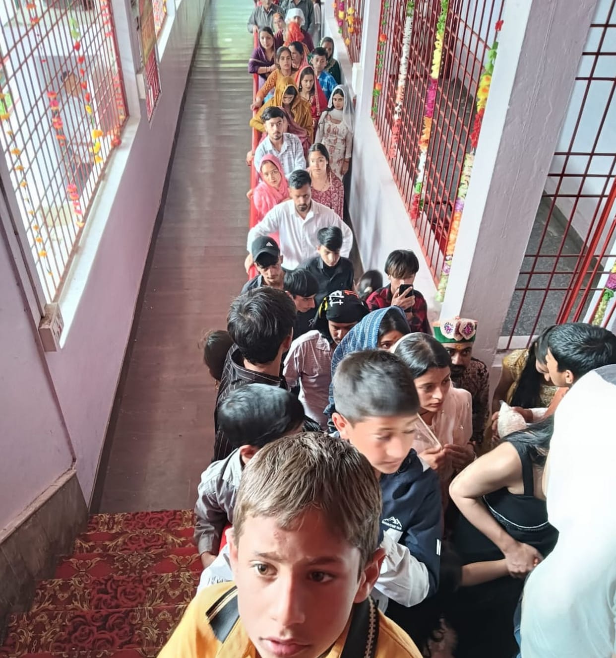 Four thousand devotees paid obeisance at Bhalei temple