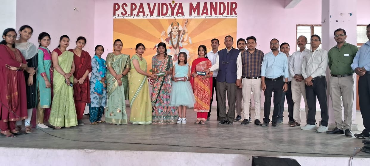 Siya Chaudhary tops in dance competition