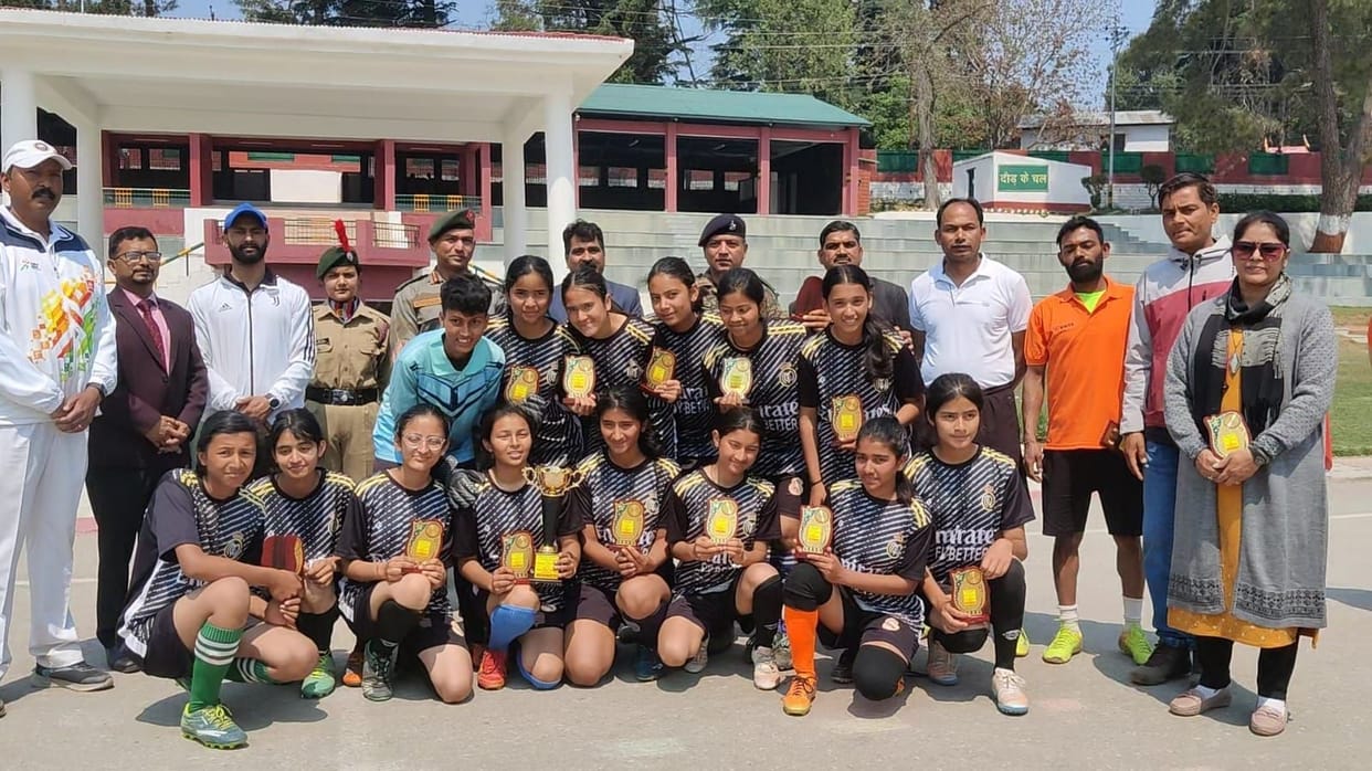 Pithoragarh APS champion in football competition