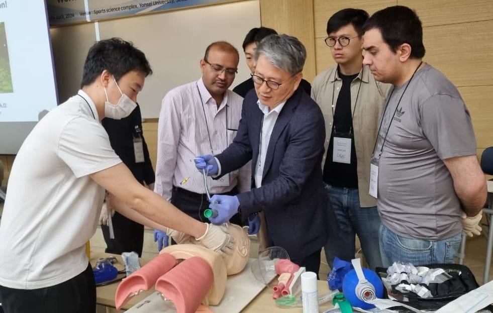 Emphasis laid on on-field management of injuries sustained during sports.