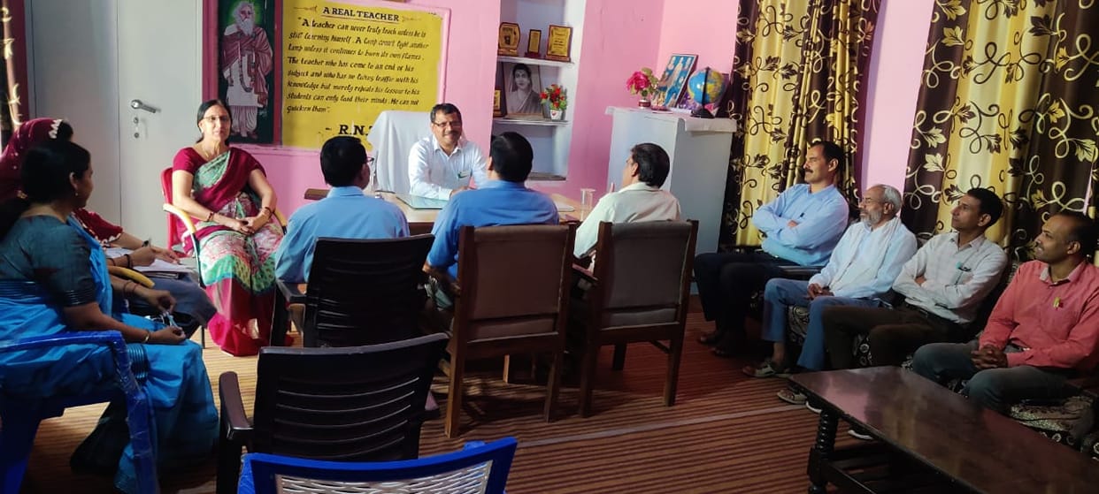 Make efforts to increase the number of students: Dr. Rajendra