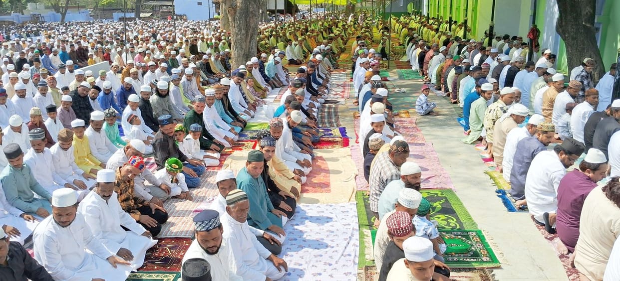 Eid-ul-Fitr celebrated with Aqidat and Ehtram