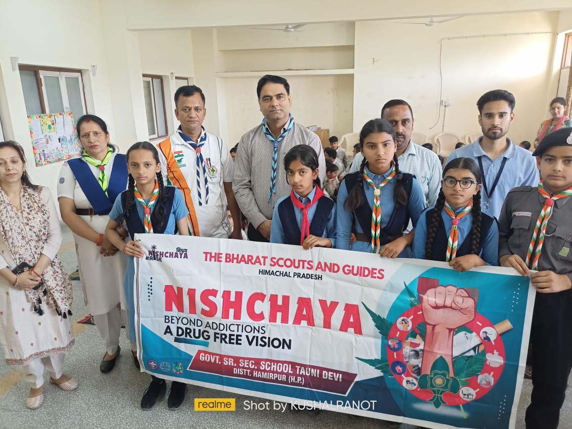 Scouts and Guides are raising awareness against drugs