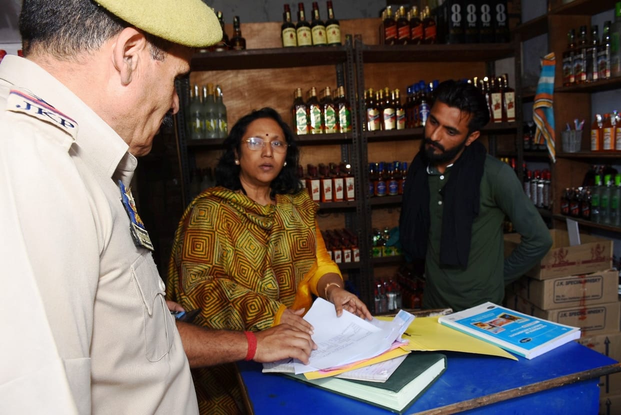 inspection by expenditure Observer
