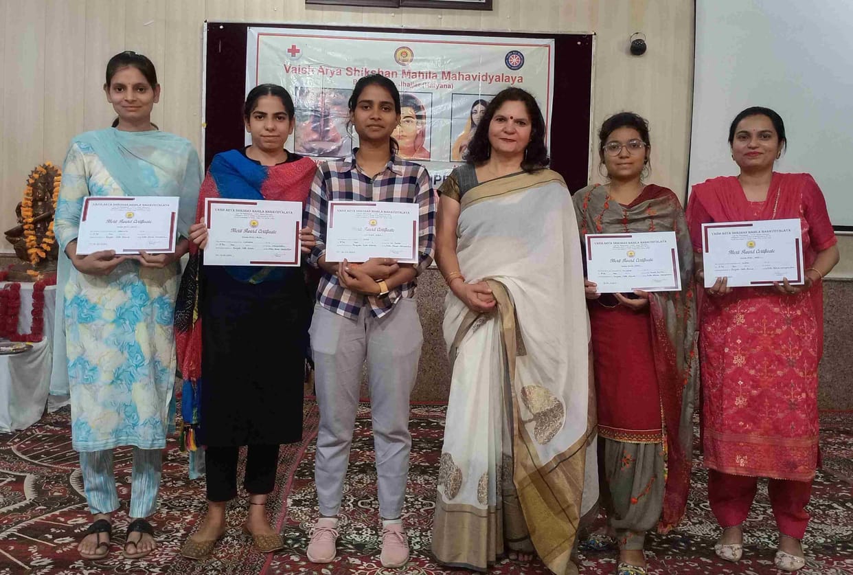 Astrithi, Akanksha, Nisha and Kalpana remained on top
