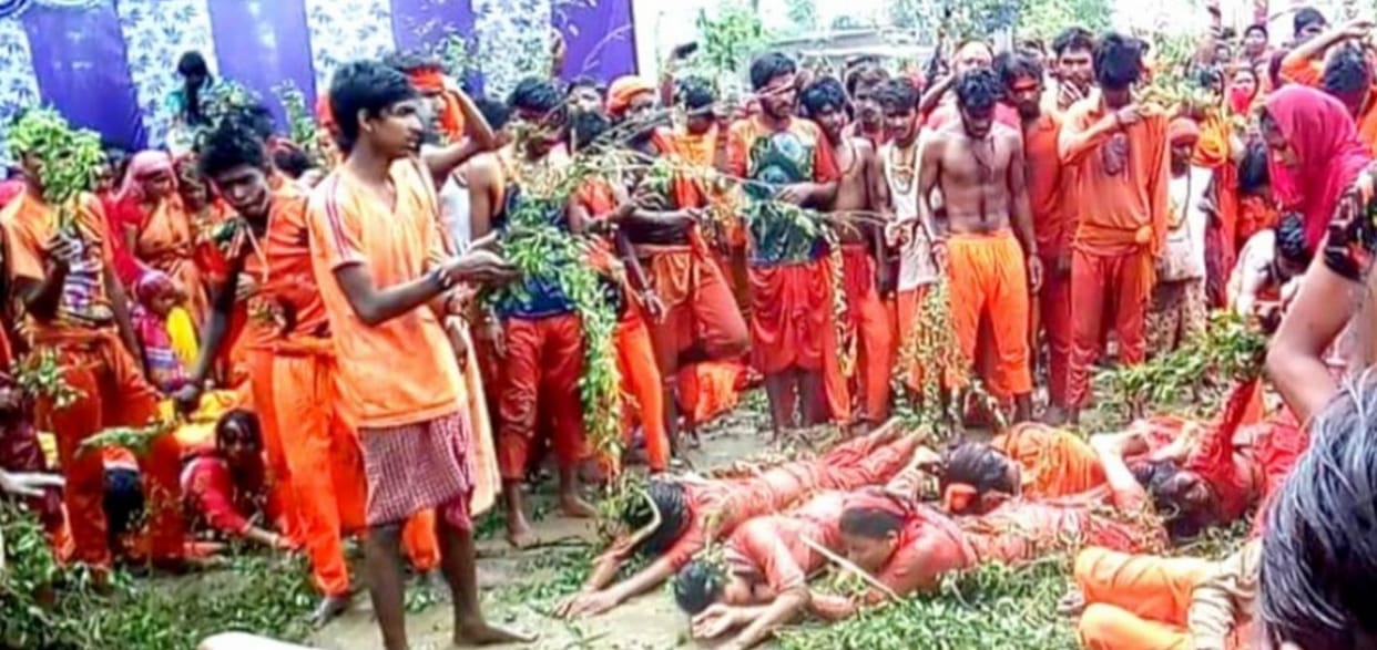 Shiva devotees danced on thorns, neither scratched nor shed blood