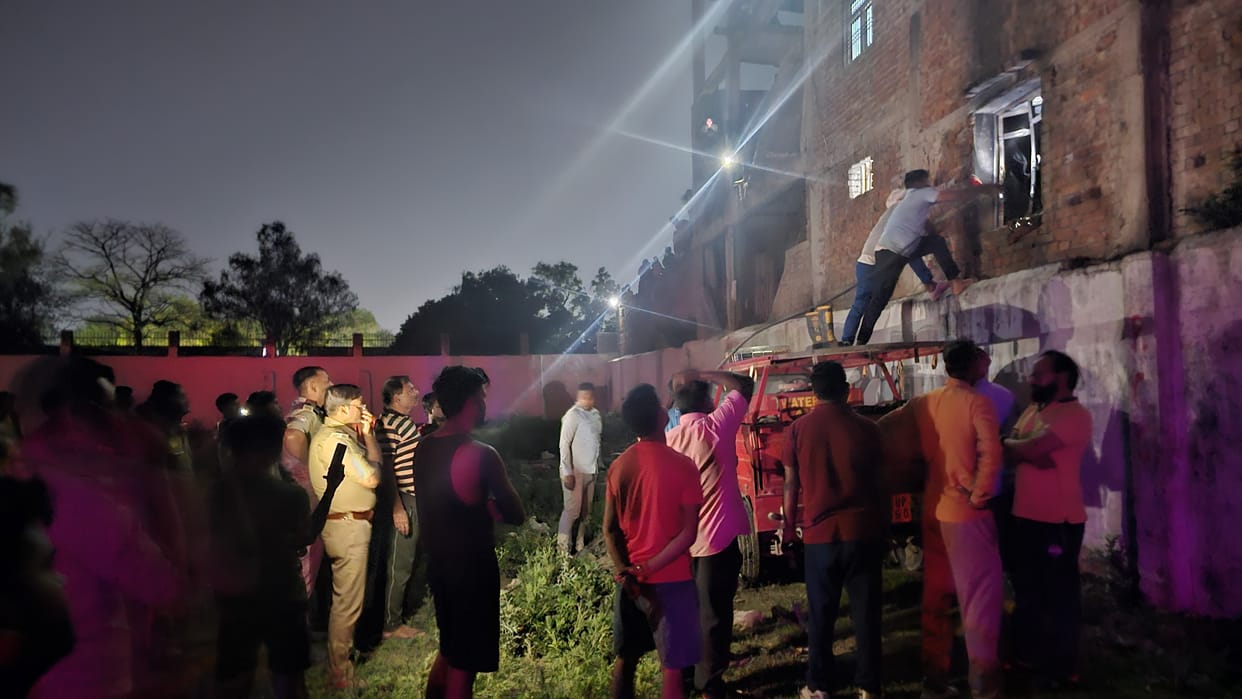 Fire breaks out in densely populated city, creates chaos