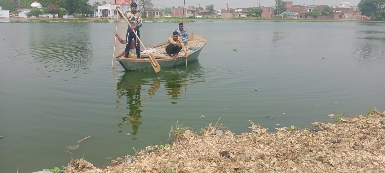 Youth jumped into pond due to argument at home, died