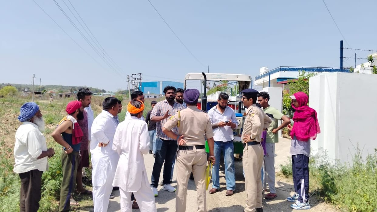 Two tractor trolley owners fined Rs 9400 in illegal mining case