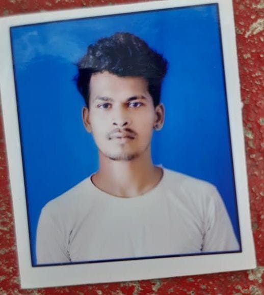Dead body of a youth missing for four days recovered, he was murdered by attacking his head with a brick.