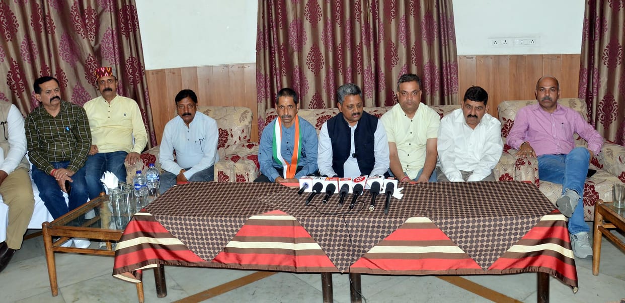BJP is reconsidering the tickets given to Congress rebels: Suresh