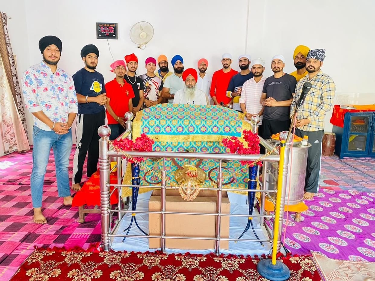 Prayers for world peace in Cantonment Gurudwara
