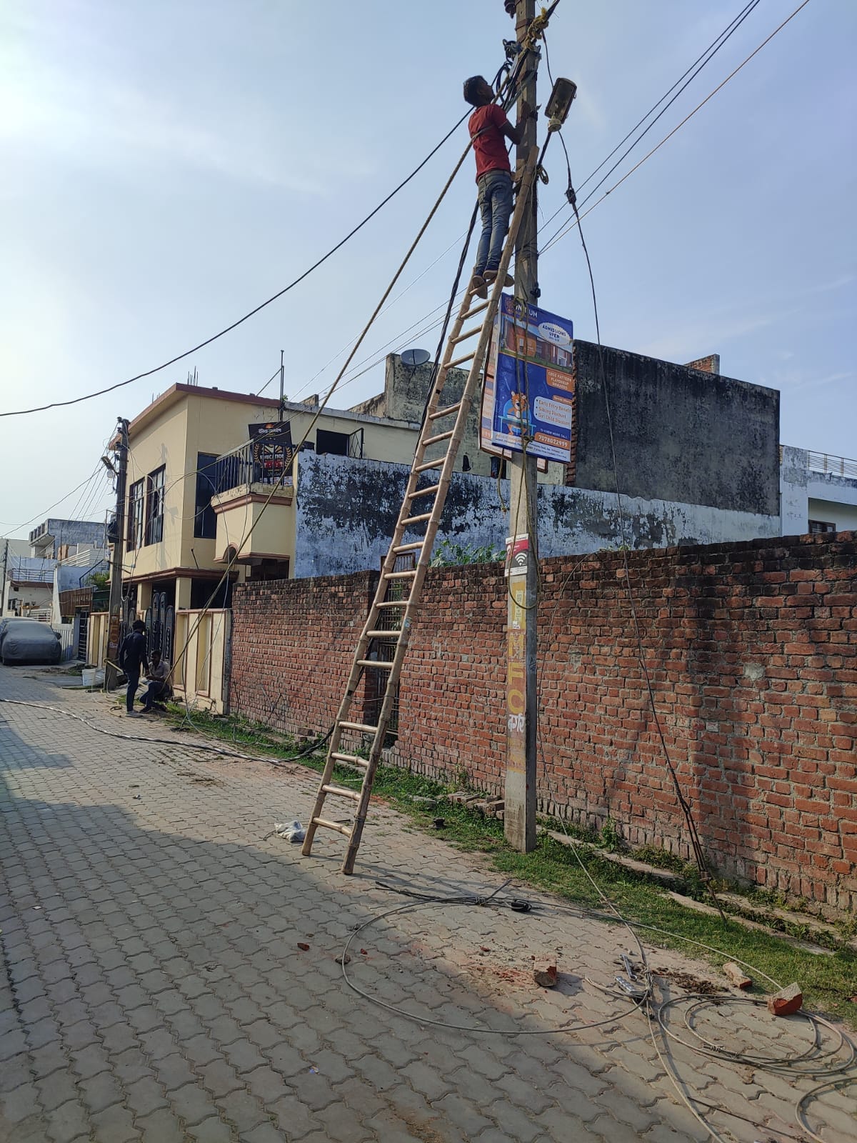 Electricity failure in 250 houses, people also crave for water