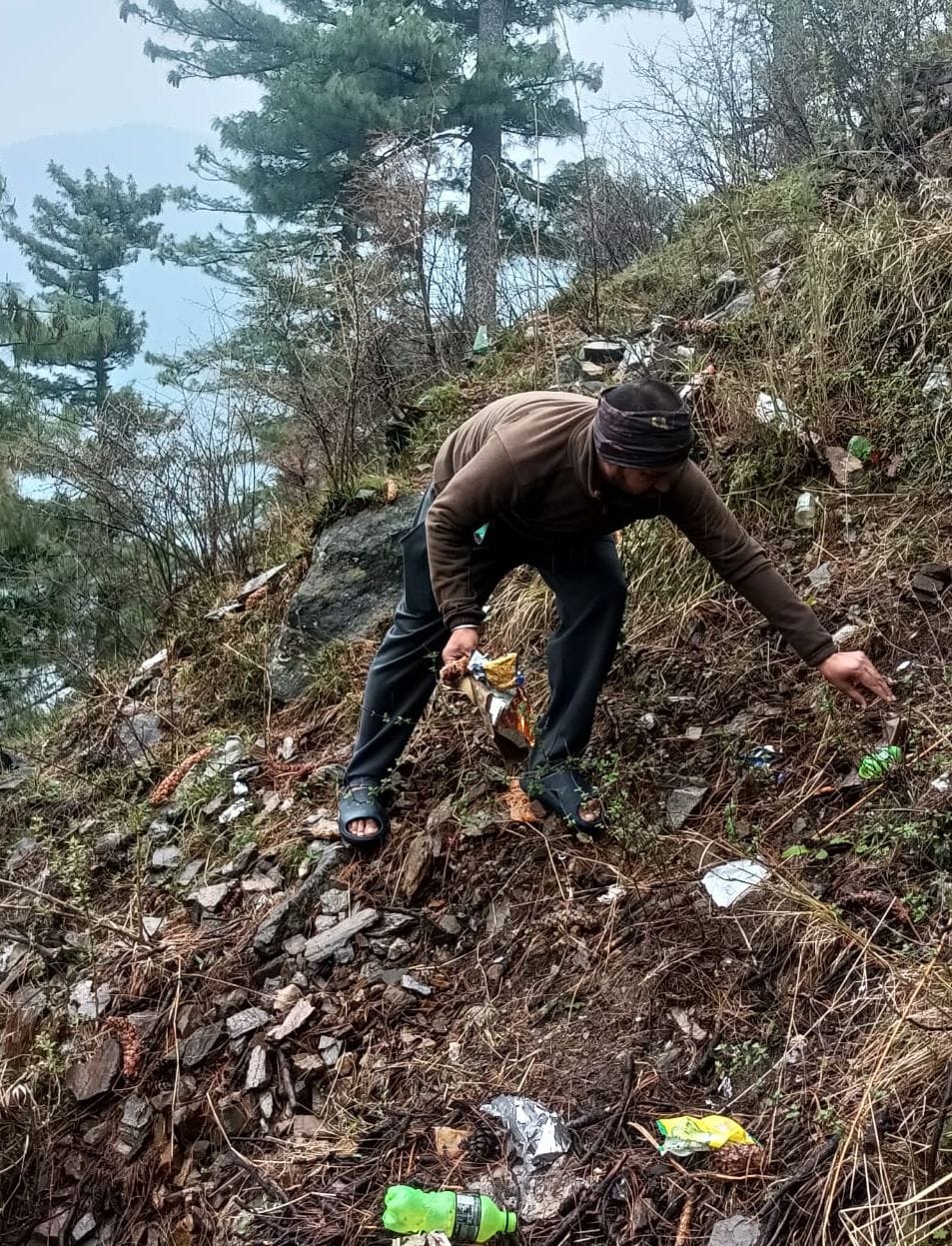 Youth did cleanliness in Shaitafat