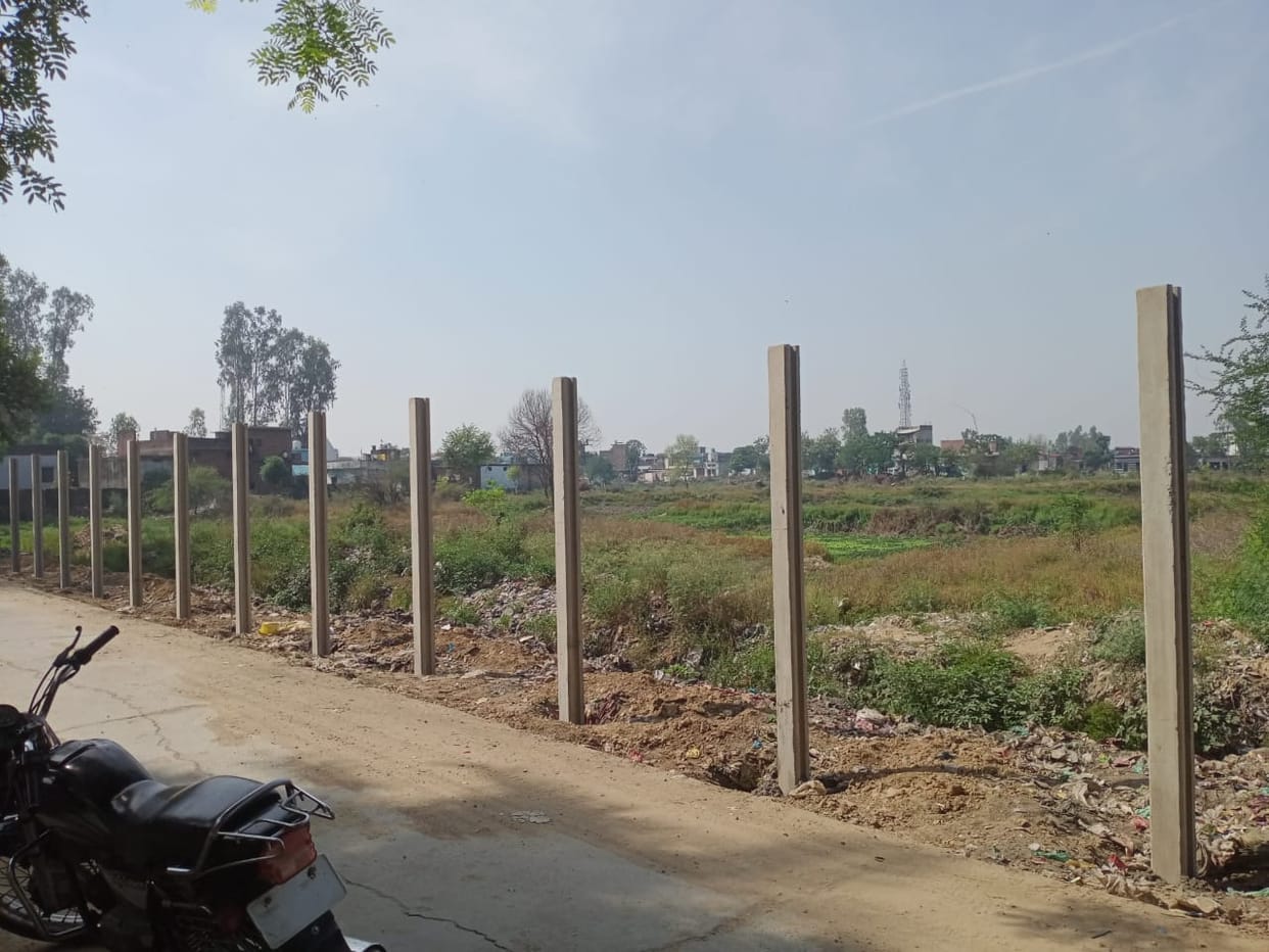 Installation of pillars started to protect government land from illegal encroachments