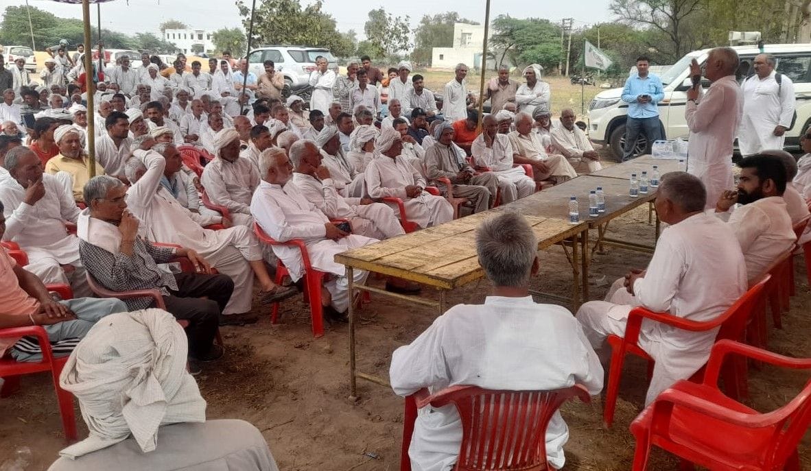 Farmers upset over not getting gunny bags hold meeting, will take decision today