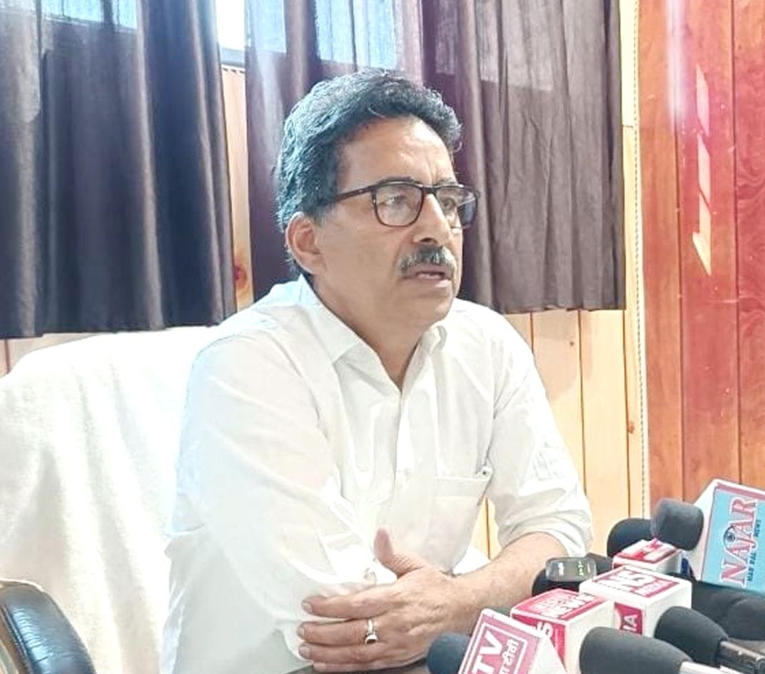 CM Flying found flaws in BDPO office