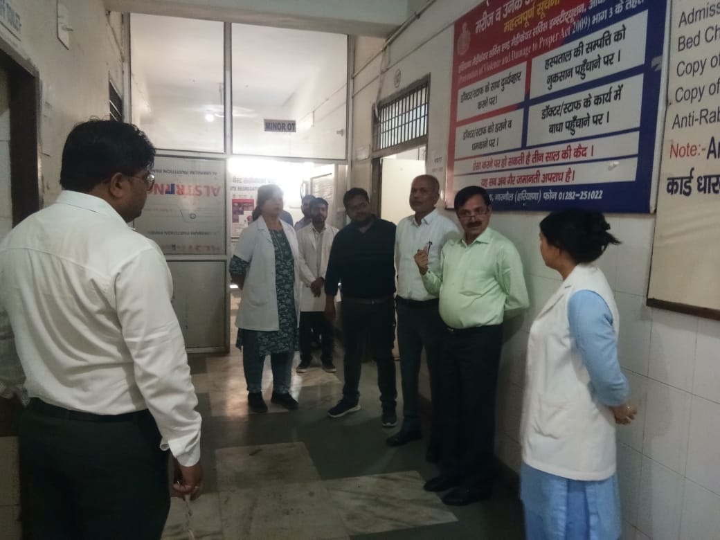 Civil Surgeon inspects Civil Hospital Mahendragarh