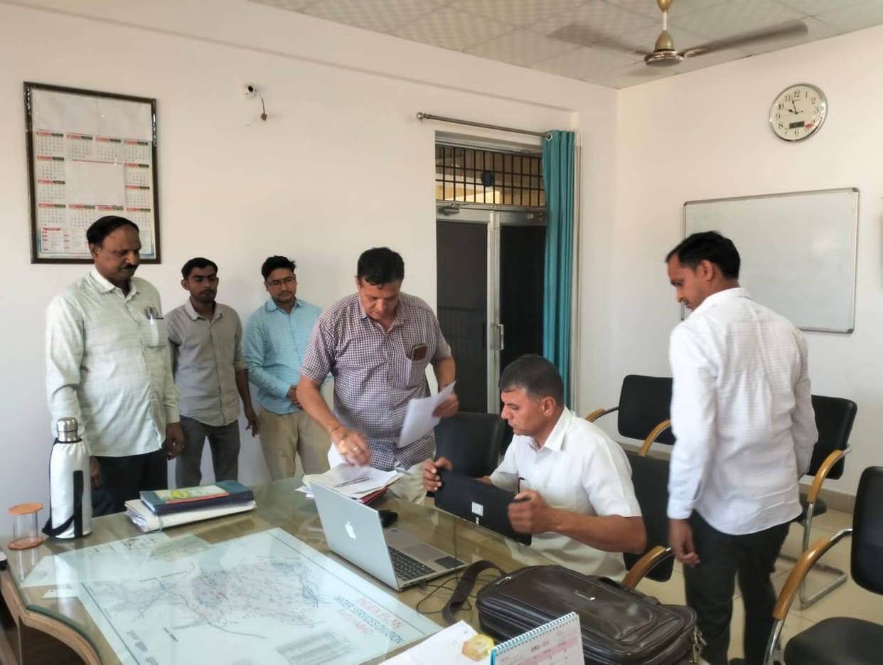 Officers and employees found absent in Irrigation Department office, complaints found pending