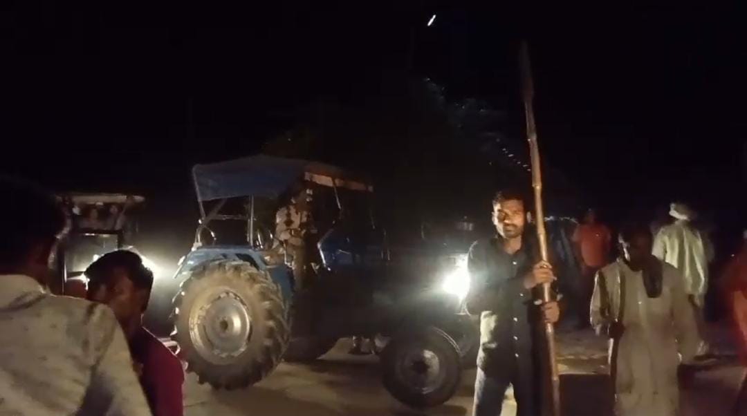 Tiger reached near Ranigunj village, caused panic