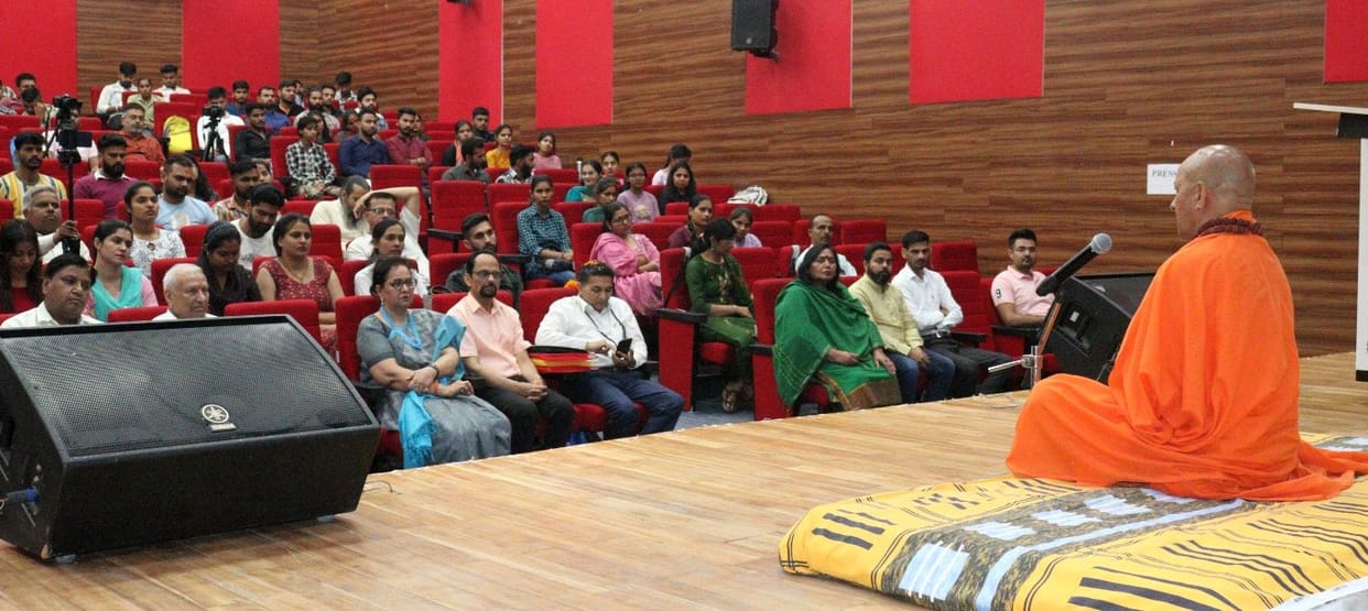 Knowledge is attained only by going through the process of meditation: Acharya Krishnapal