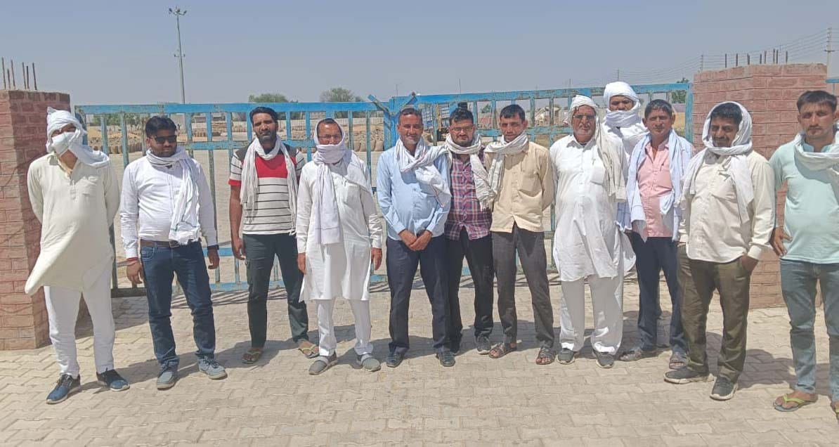 Brokers stop loading wheat in Chhatar
