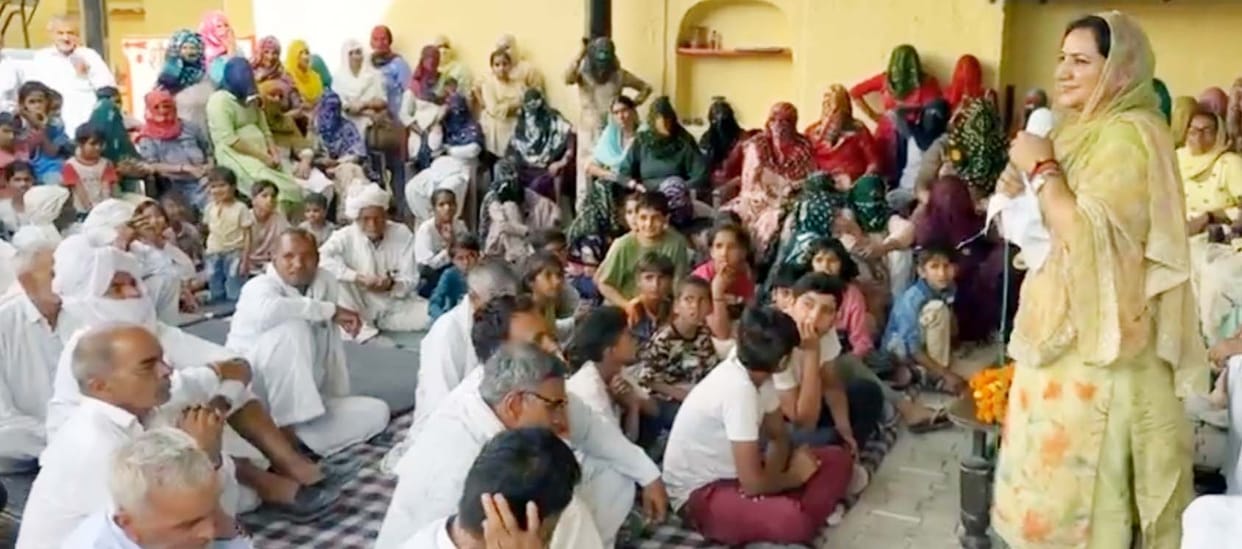 Leaders are changing ideologies in 15 minutes, how to believe: Sunaina Chautala