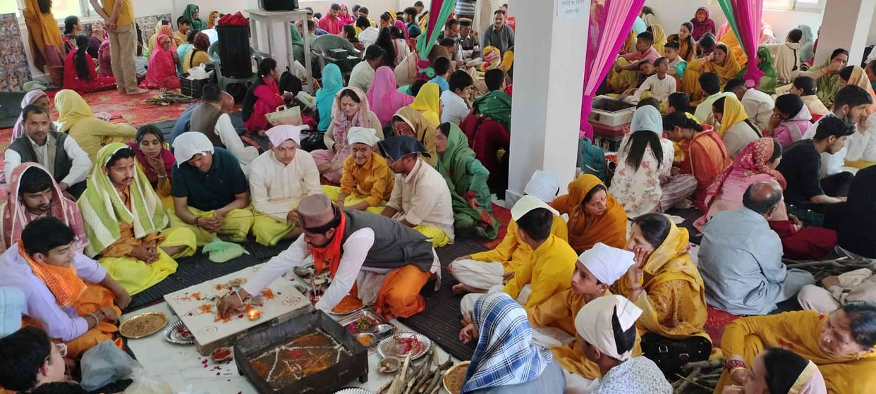 Deity worship and drum beats in Dayarshaghat

Yagnopavit Sanskar started with