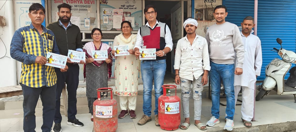 Message of voter awareness reaching every home with LPG cylinder: DC