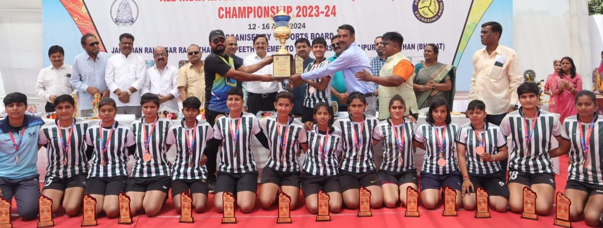 CBLU women's handball team won bronze medal in All India University Games