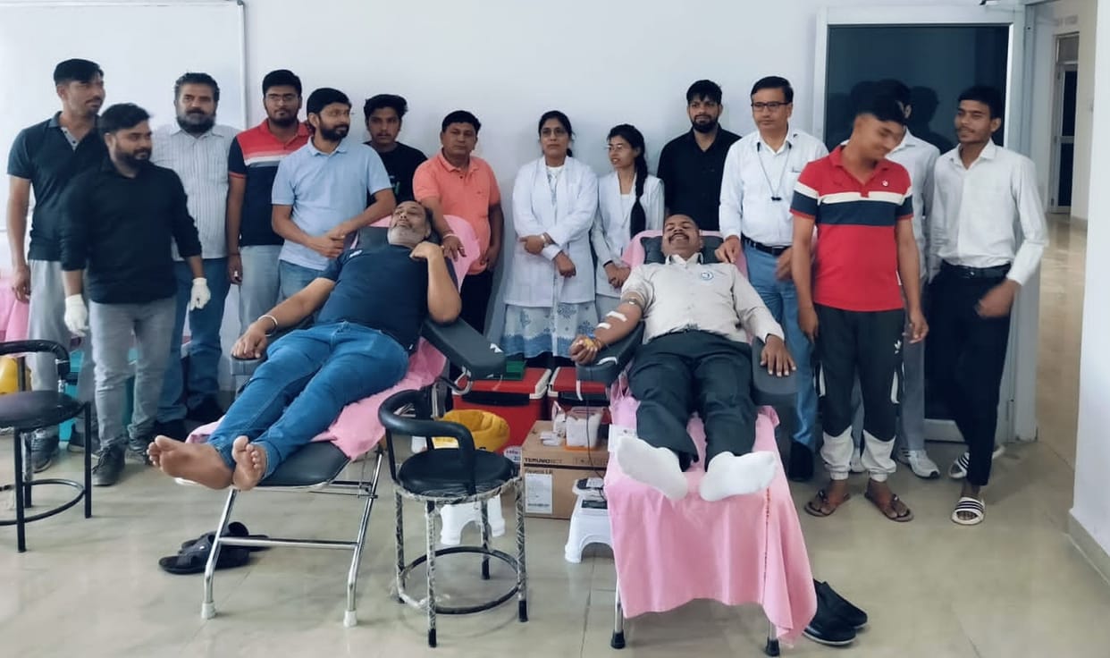 30 units of blood collected in the camp