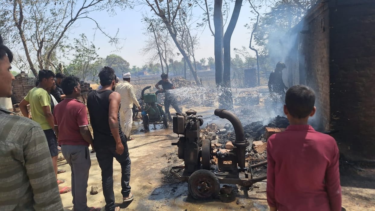 old man burnt in fire