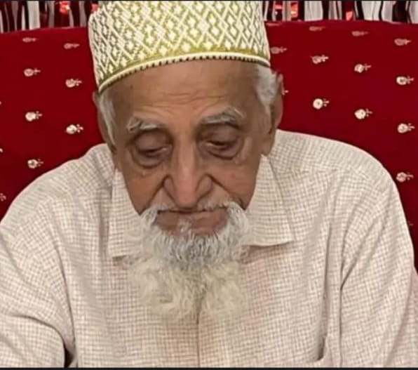 Khargone News A Trader Felicitated By IT Dept, Falls Ill After GST Raid, Died
