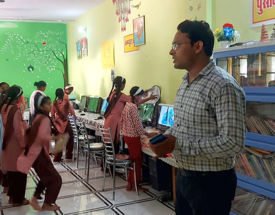 Kasturba Vidyalaya: Admission given in ninth and high school...but no teachers