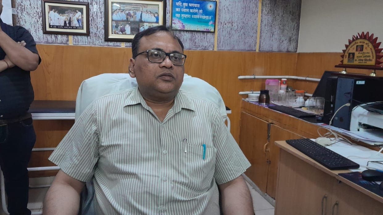 Director of Health Department going to Hisar reached Civil Hospital