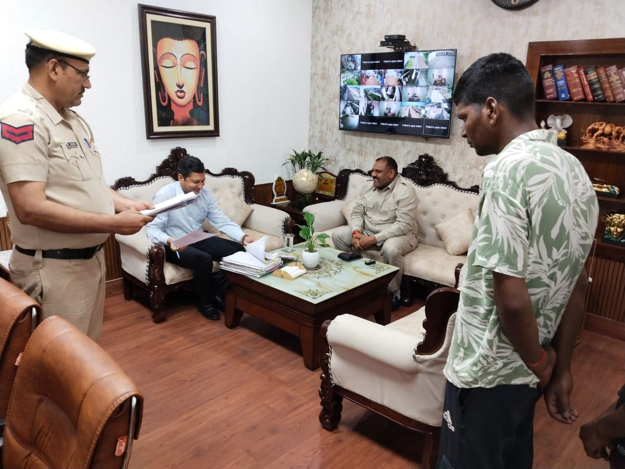 Lok Adalat set up in District Jail, disposal of cases