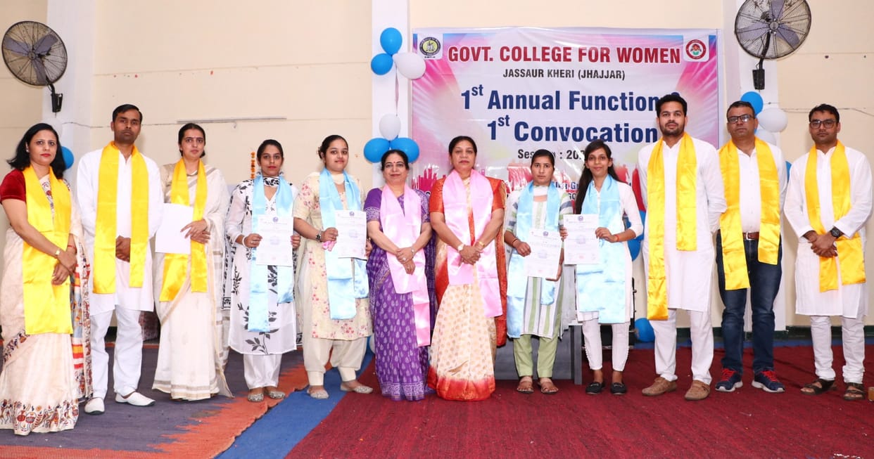 Prize distribution ceremony organized in Jasaur Khedi Women's College