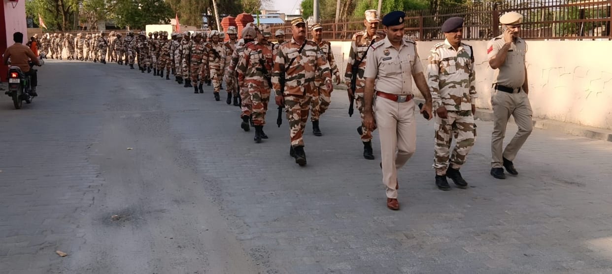 Police and paramilitary soldiers took out a march