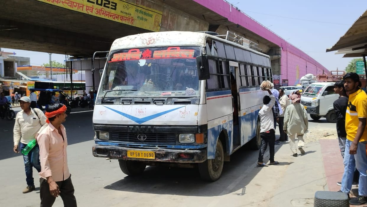 Private buses painted in the colors of roadways, passengers getting cheated