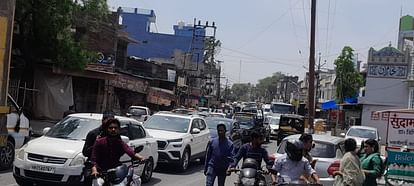 Now there will be no long jam in vegetable market road municipality took action to remove encroachments