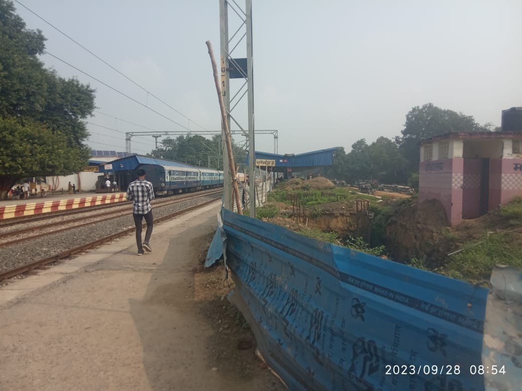 Pit dug for footbridge on platform