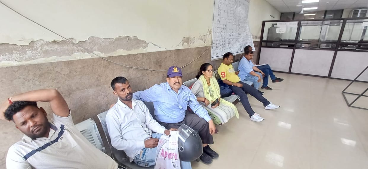 Web Helleris portal stalled, people worried