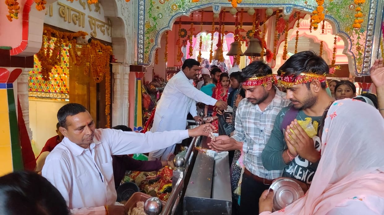 On Chaudas, devotees offered their heads to Maa Bala Sundari.