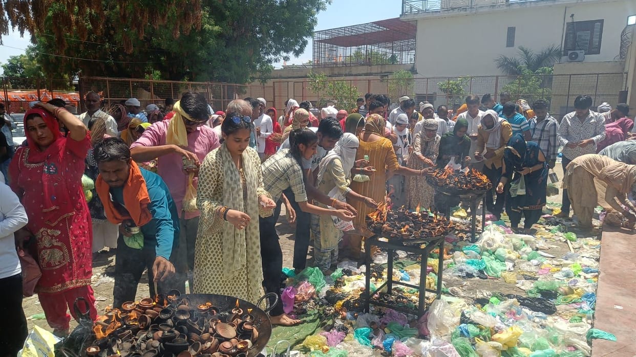Two lakh devotees from five states arrived in the two-day fair.