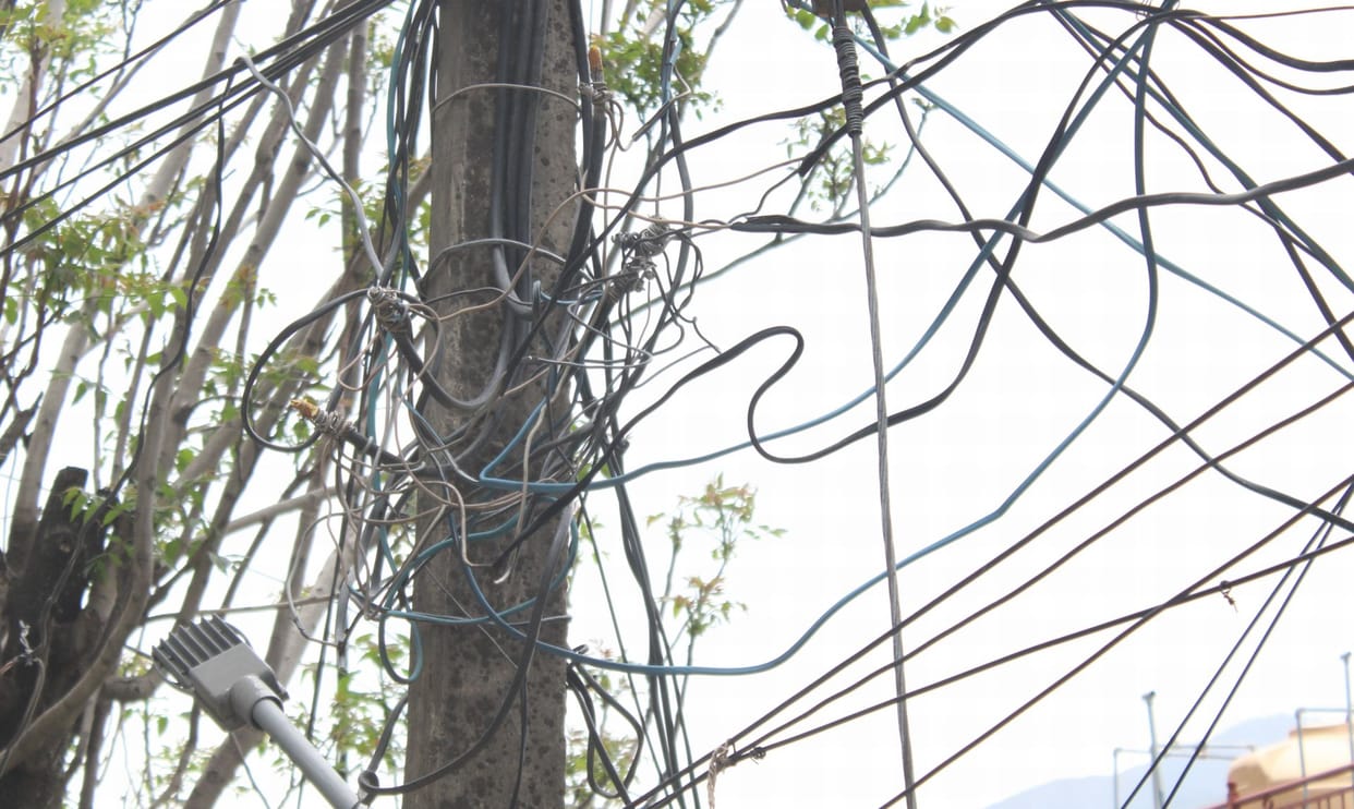 Bare electrical wires are inviting accidents in the city