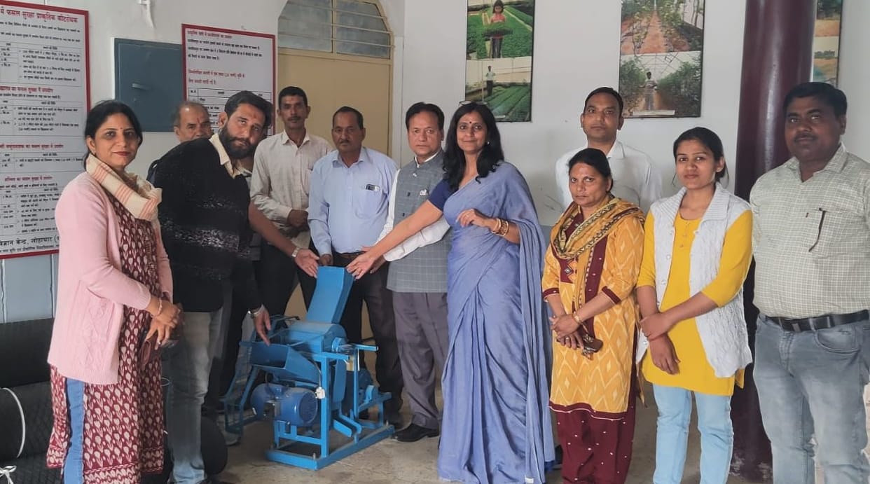 Work to increase the income of farmers: Dr. Singh