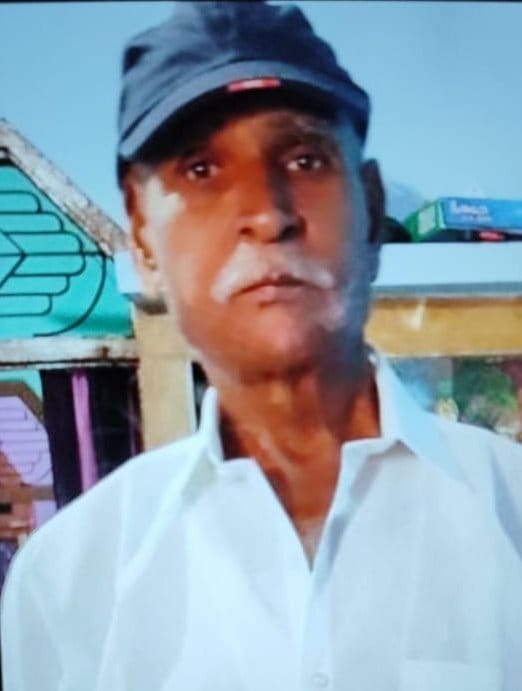 Elderly man dies due to collision with uncontrolled car