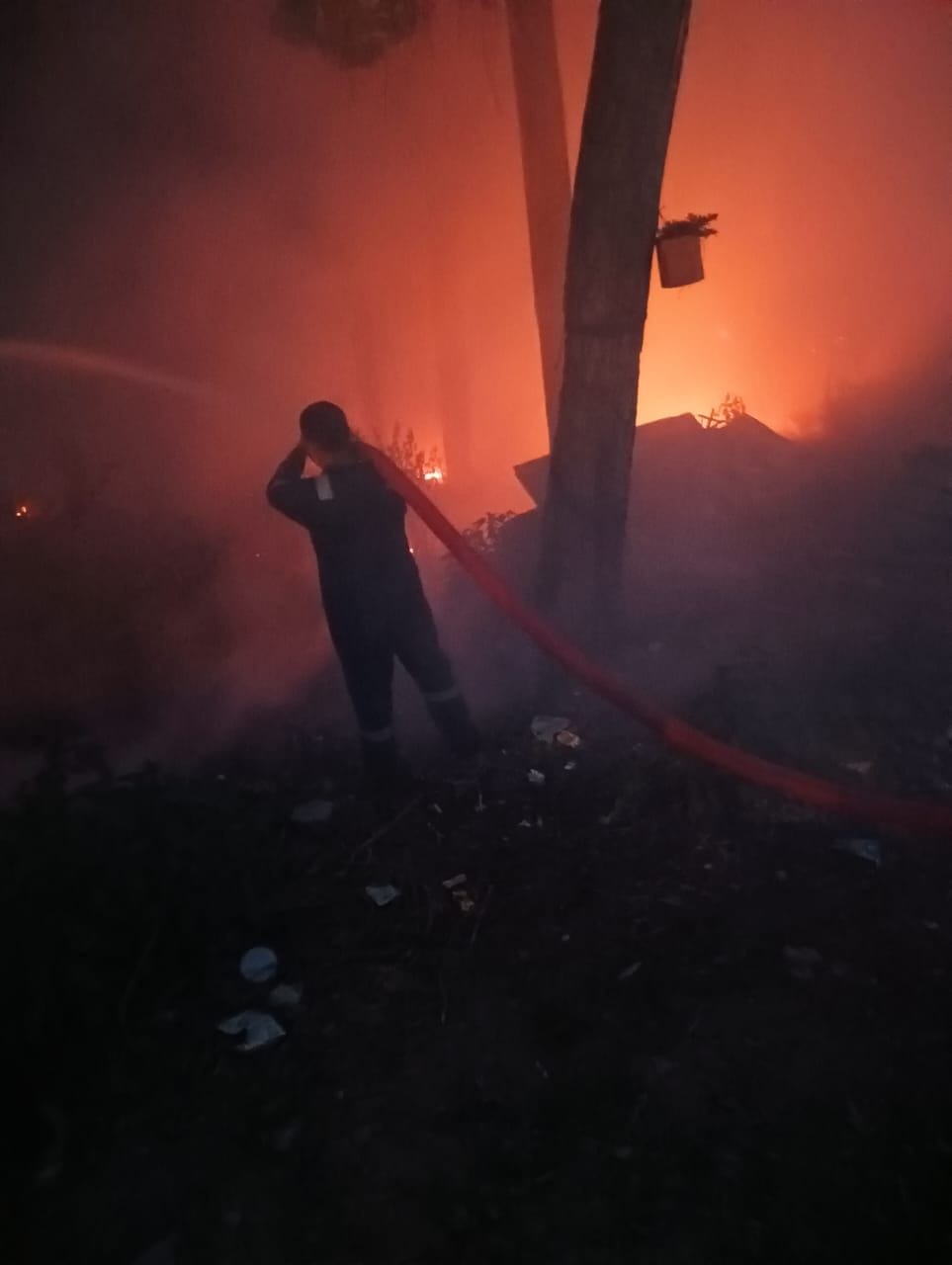 Fire reached golf ground in Ranikhet, extinguished by fire brigade personnel