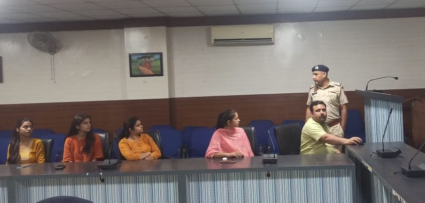 Challans of Rs 10,000 each issued to two dairy operators spreading filth